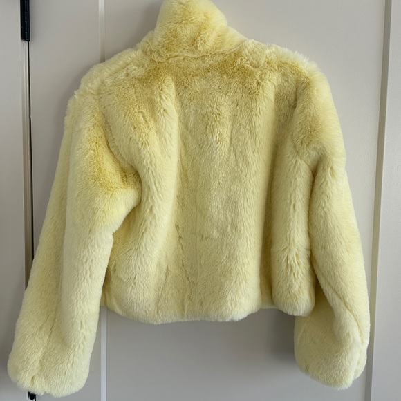 VICI NWT Yellow Faux Fur Jacket - Picture 4 of 7